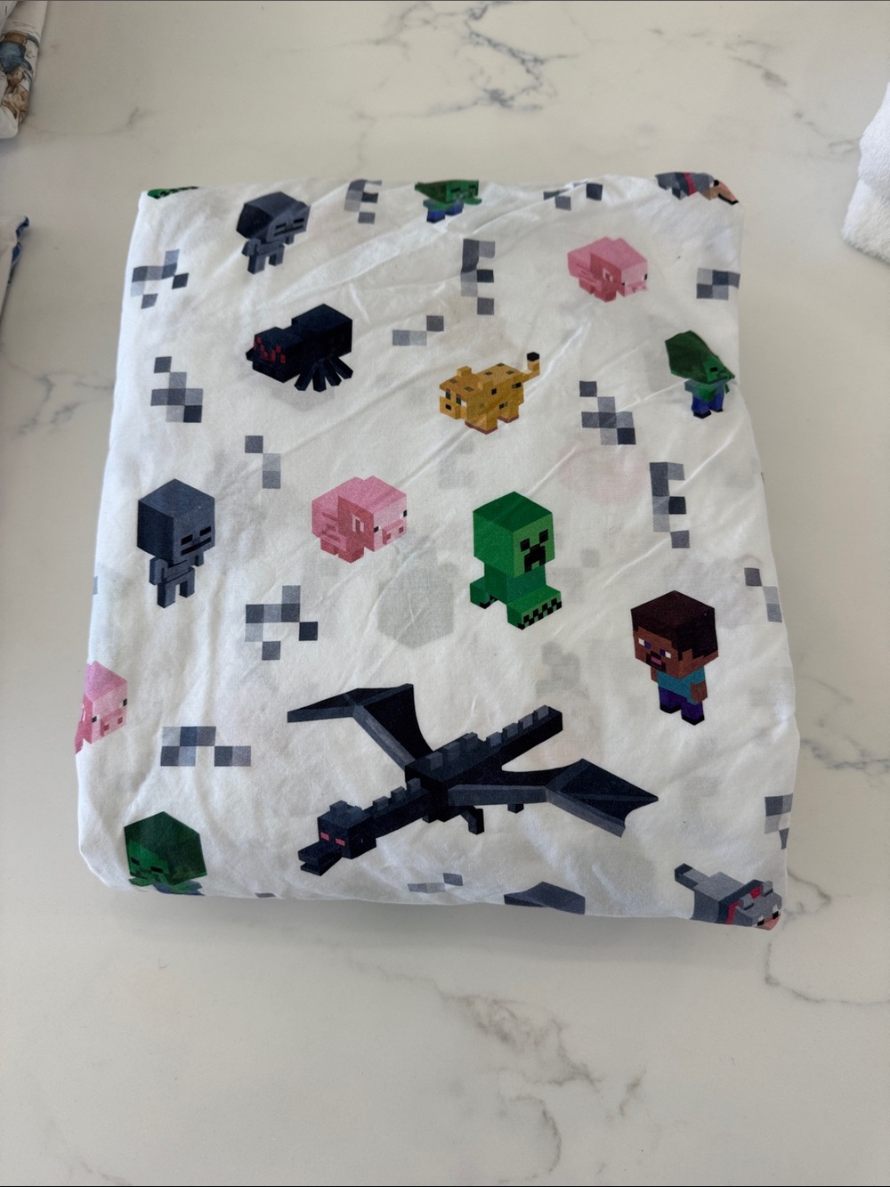 Potterybarn kids Minecraft full sheet sets